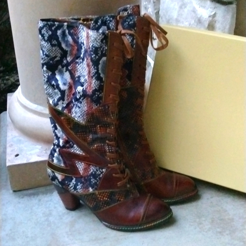 NWT L'Artiste Malagie-Velvet and leather boots. FAIRYCORE STEAMPUNK size 8.5